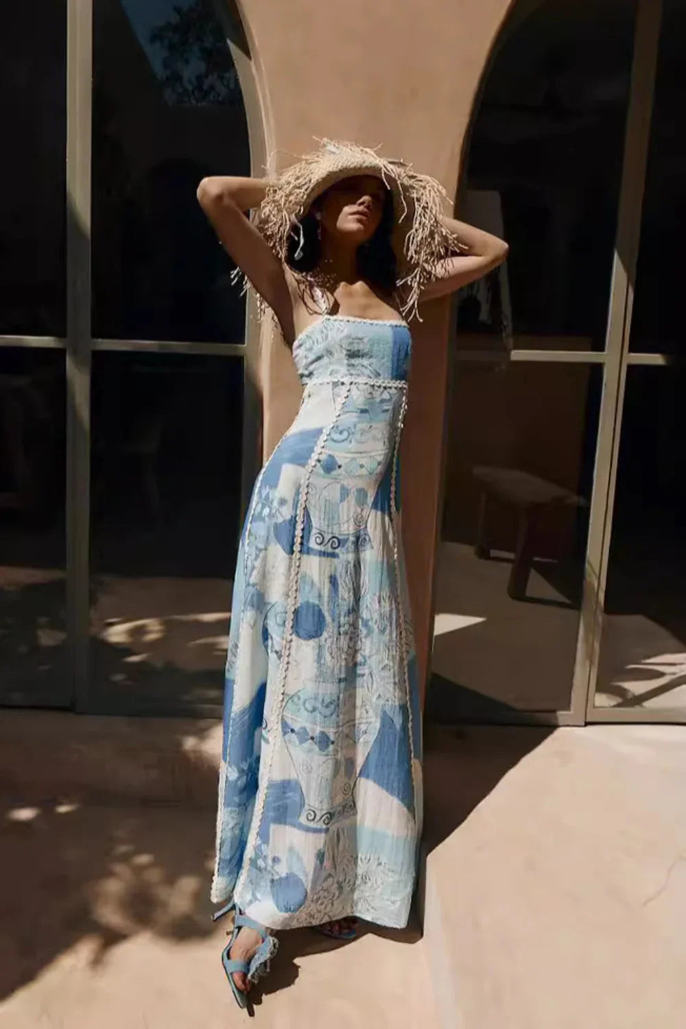 Vestido Azul de Mujer para el Campo