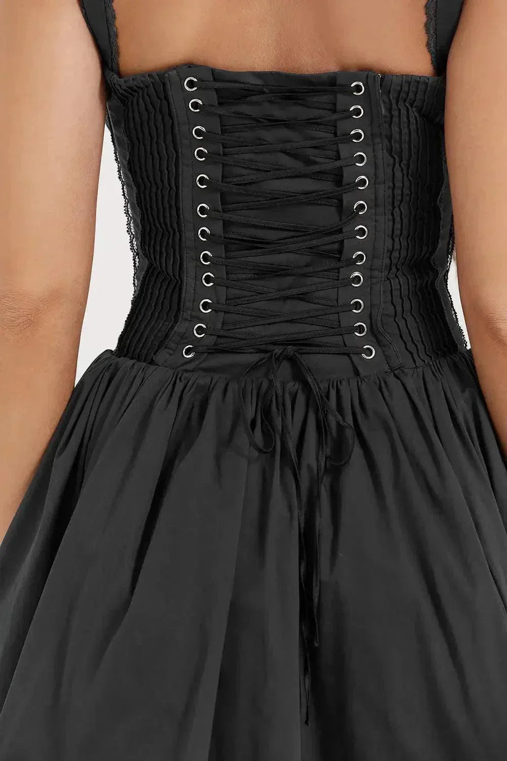 Vestido corto de corte suave