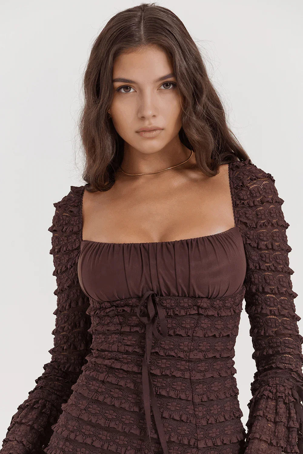 Vestido Corto de Manga Larga en Estilo Forest