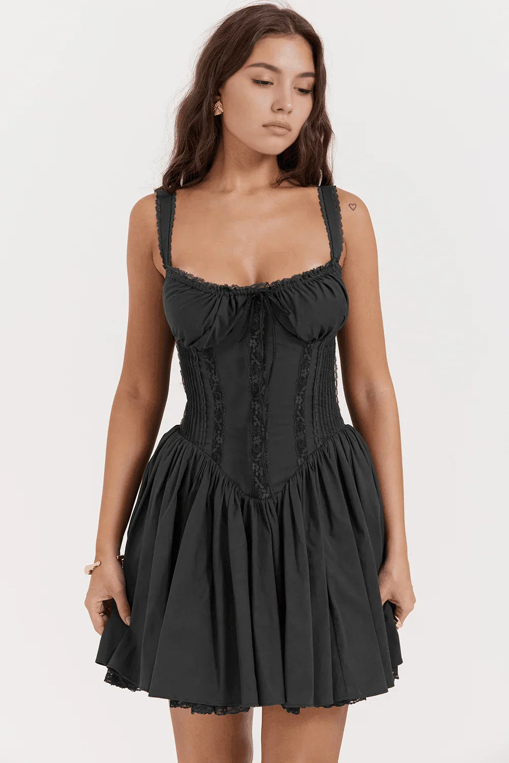 Vestido corto de corte suave