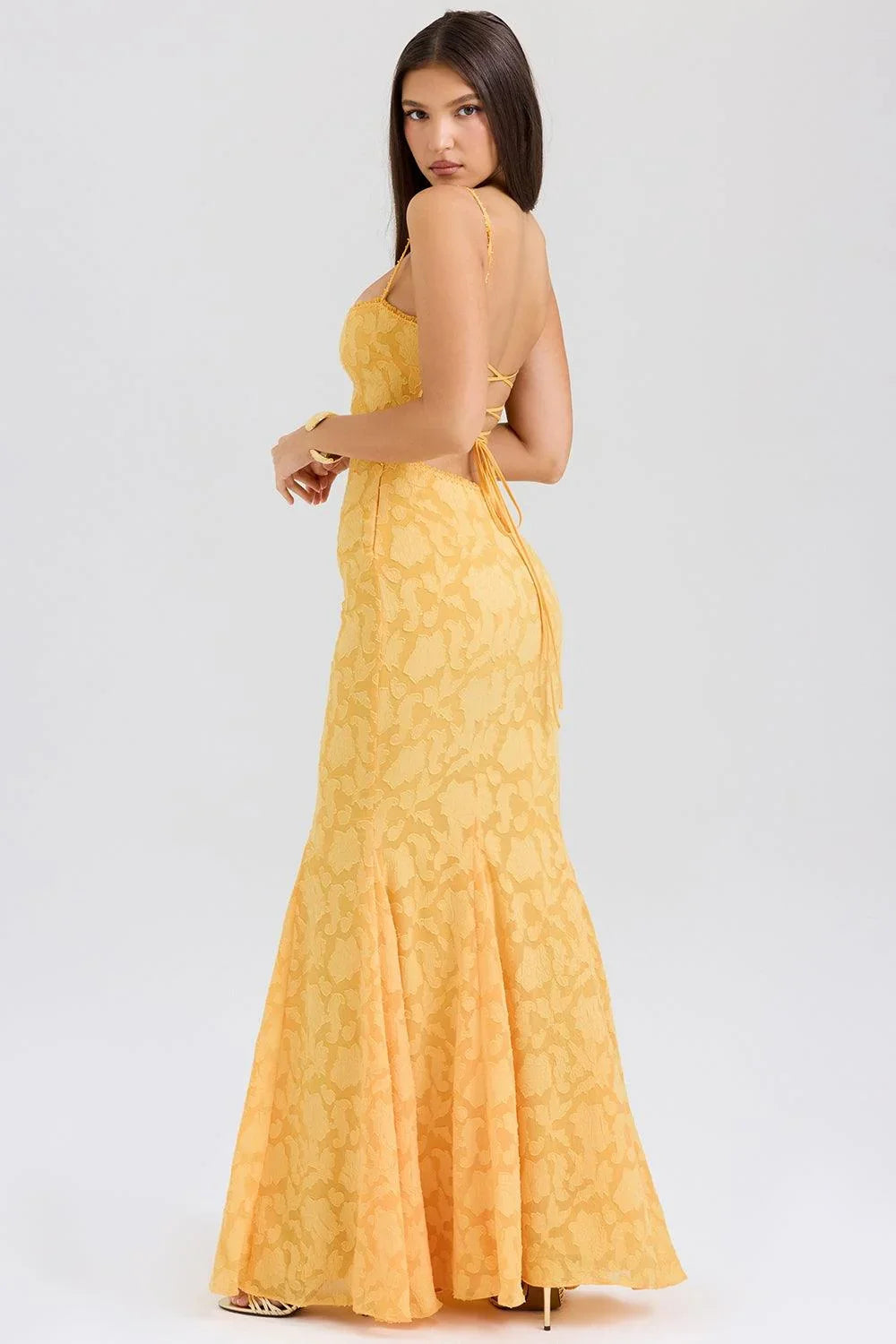 Vestido Bordado de Mariposa para Mujer
