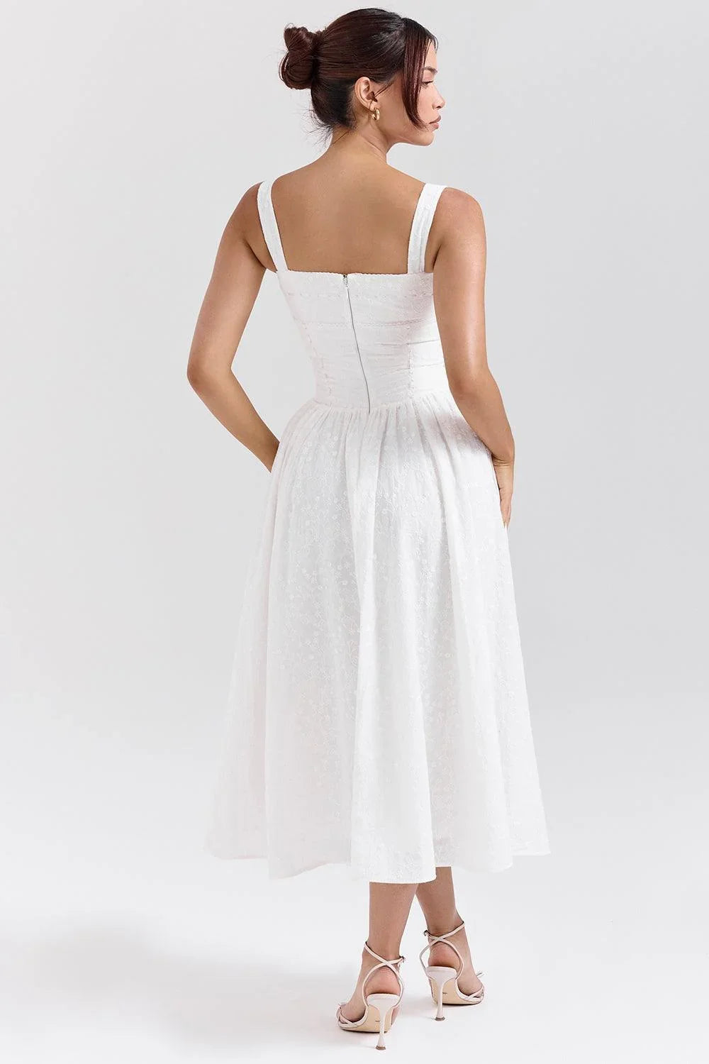 Largo Vestido Femenino de Estampado Cuadrado