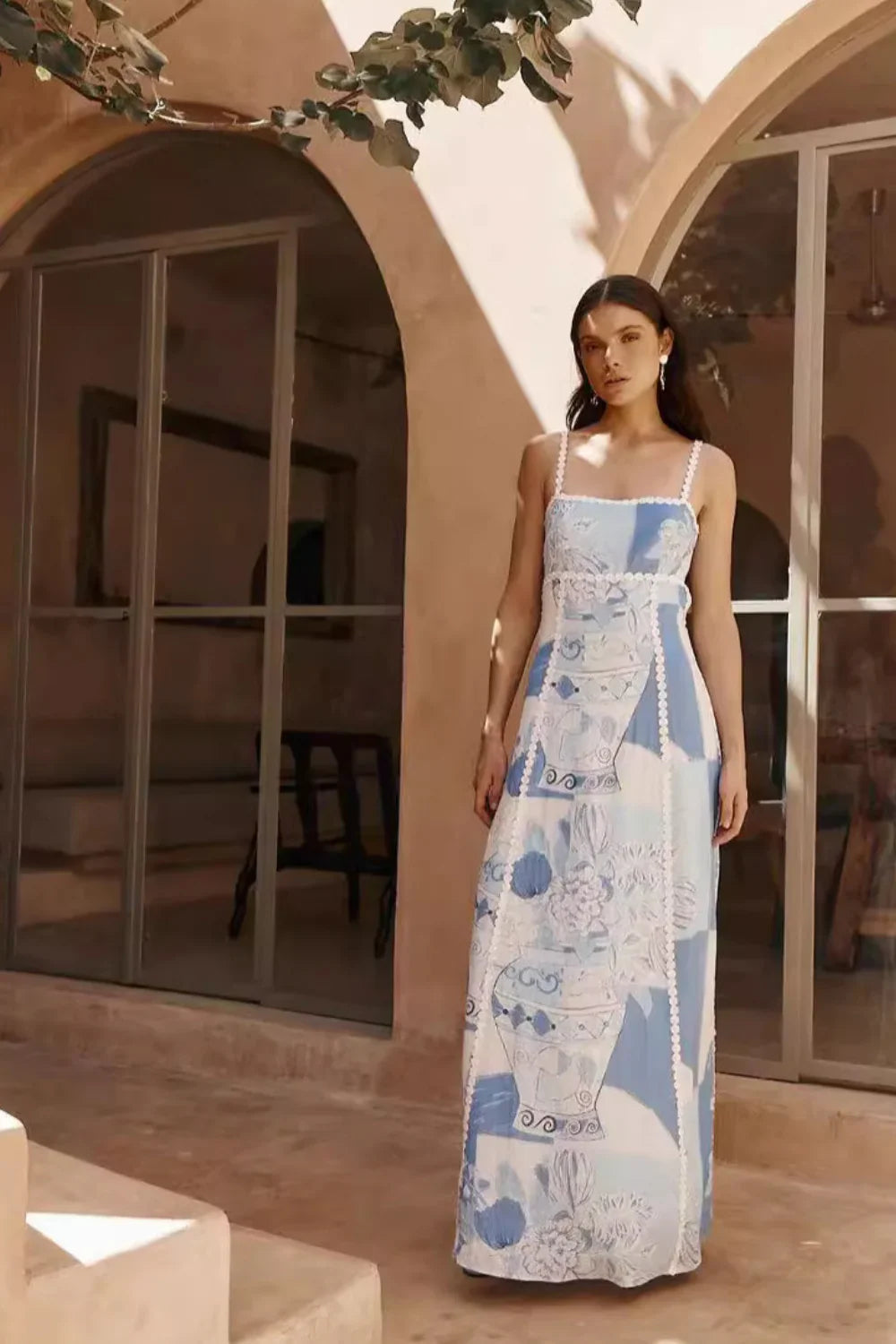 Vestido Azul de Mujer para el Campo