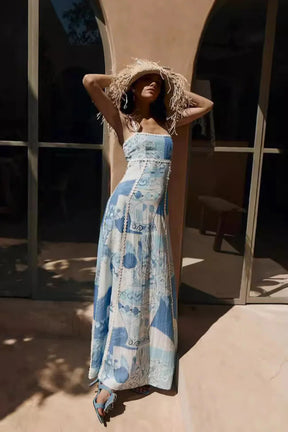 Vestido Azul de Mujer para el Campo