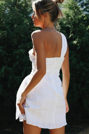 Vestido Corto de Mujer con Hombros Descubiertos
