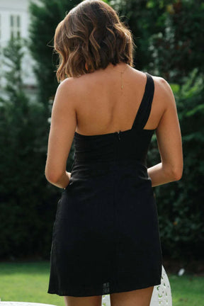 Vestido Corto de Mujer con Hombros Descubiertos