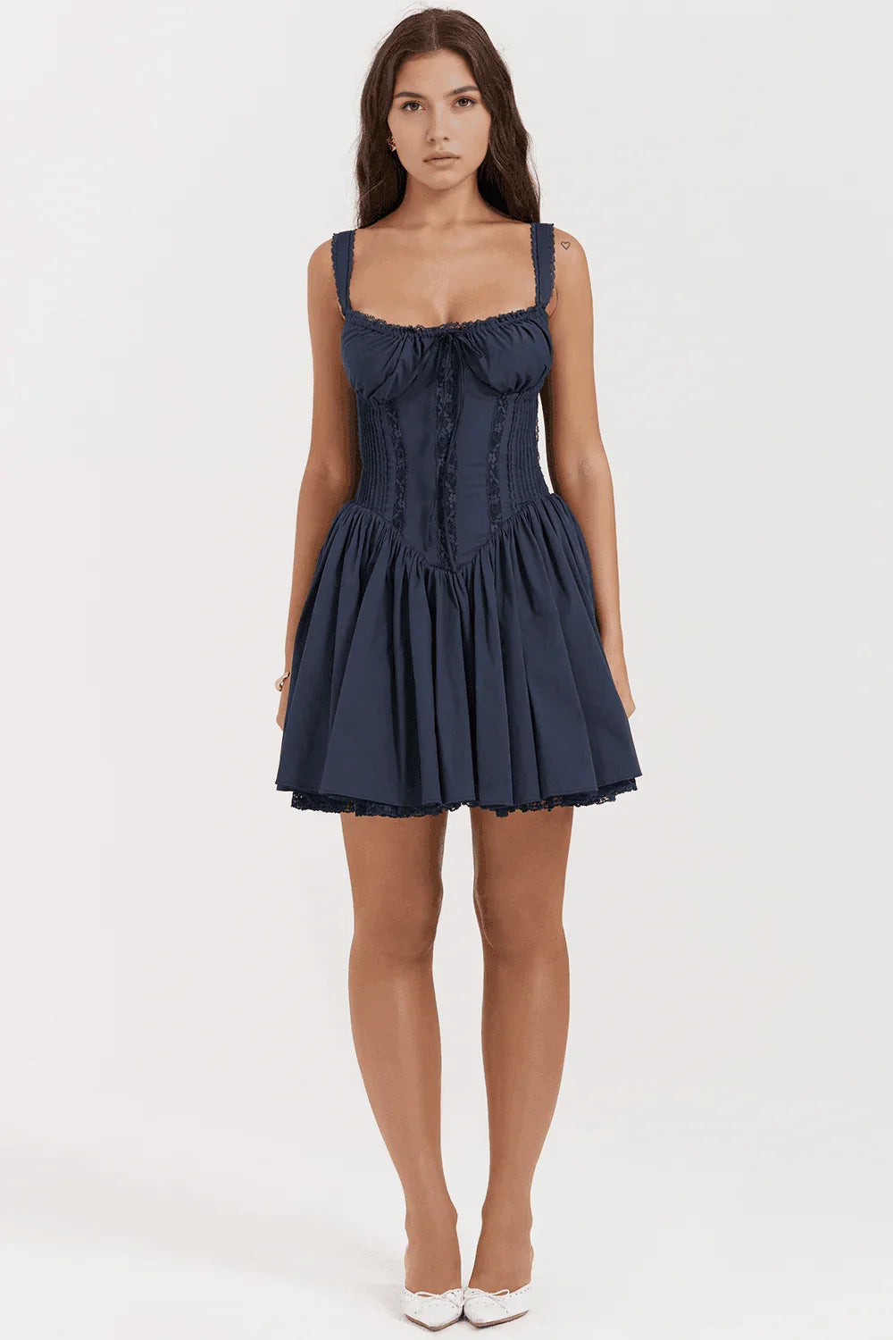 Vestido corto de corte suave