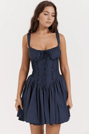 Vestido corto de corte suave